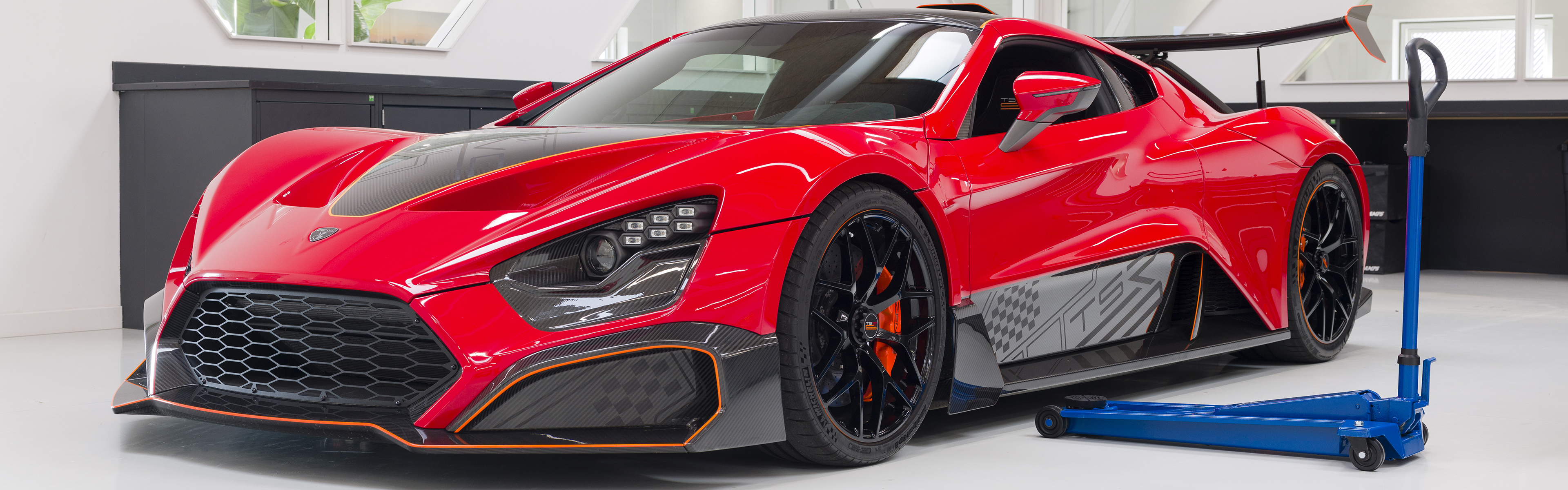 Hydraulic Jack DK13HLQ Banner