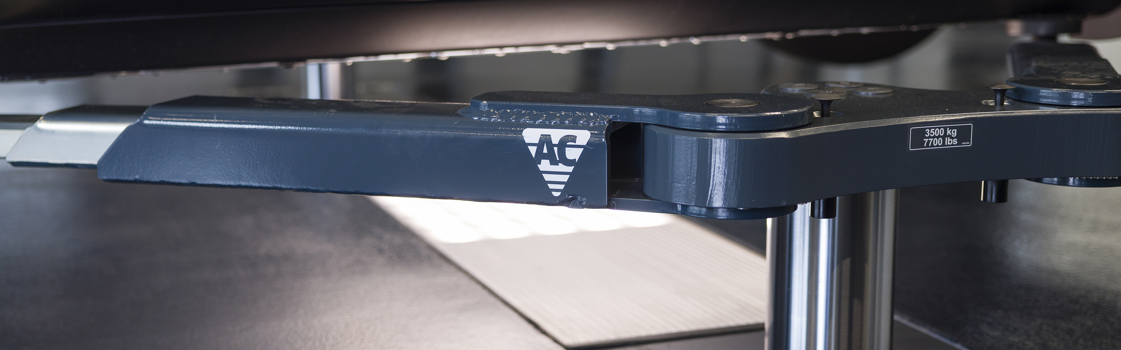 Light Duty Inground Swingarm Banner