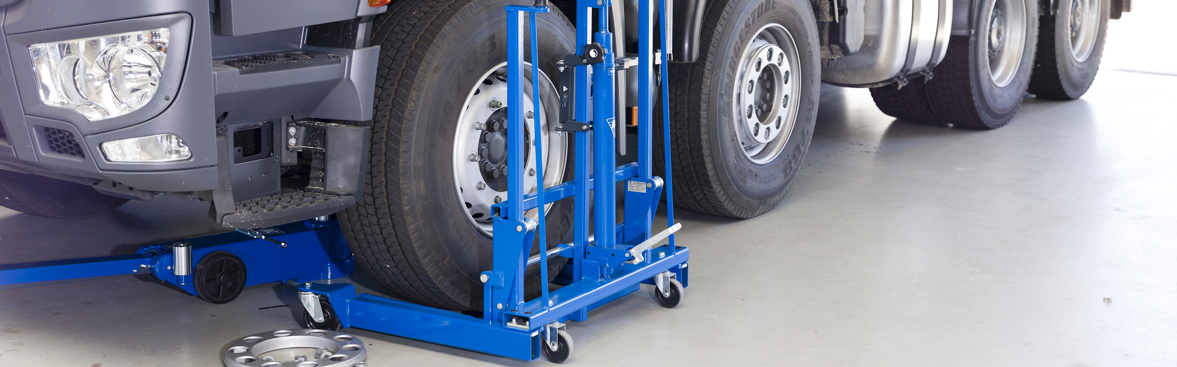 Wheel Trolley WTA500 Banner