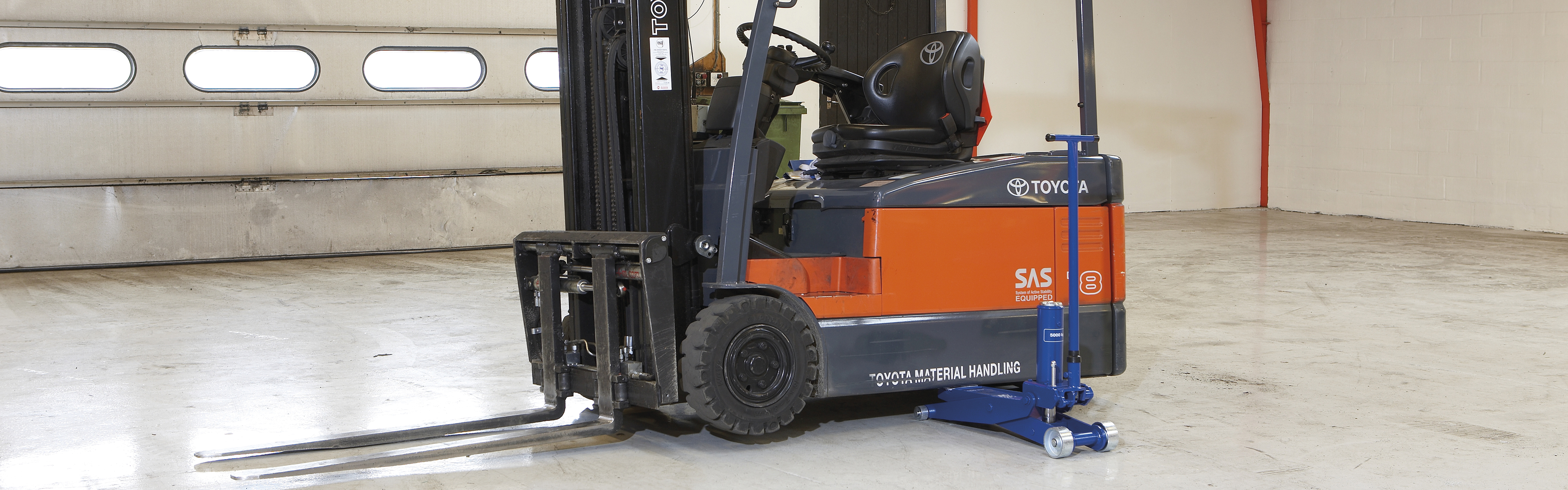 Hydraulic Jack FJ40 Banner